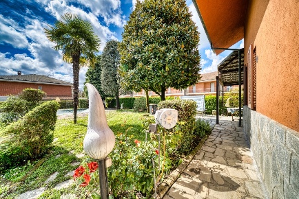Foto Appartamento in Via Val della Torre 50bis, San Gillio di 400 m²