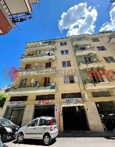 Foto Appartamento in Via Adriano Aurofino 22, Salerno Torrione di 86 m²