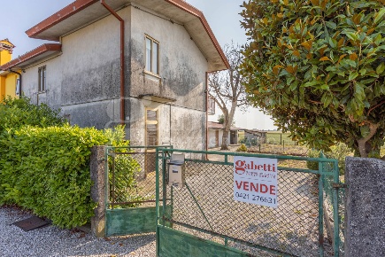 Foto Villa bifamiliare in Via Plerote 18, San Michele al Tagliamento