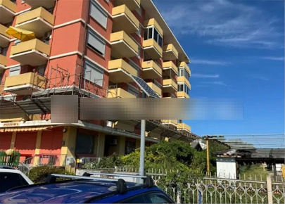 Foto Appartamento in Via Delle Nazioni Unite, Chioggia di 63 m² all'asta