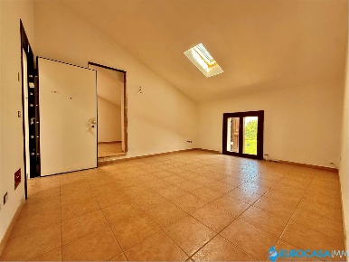 Foto Appartamento in Via Don Minzoni, Novi di Modena Centro di 99 m²