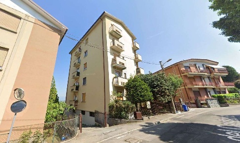 Foto Appartamento in Via Del Castano 10, Besana in Brianza Centro di 84 m²