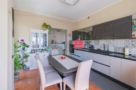 Foto Appartamento in Via castelnovate 19, Oleggio Centro di 158 m²