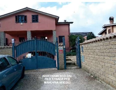 Foto Villa bifamiliare in Via Dei Castagni  25A, Anguillara Sabazia