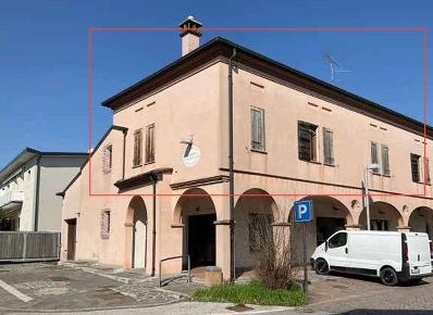 Foto Appartamento in Via XXV Aprile, Curtatone Centro di 244 m² in vendita