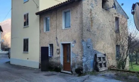 Foto Appartamento in Via Lago di Sotto, Velo d'Astico Lago di 90 m²