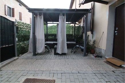 Foto Appartamento in VIA GANDHI, Ravarino Casoni di 187 m² con 6 locali