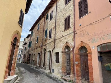 Foto Appartamento a Marsciano di 110 m² con 5 locali in vendita