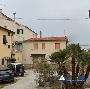 Foto Appartamento in Via Palestro, Collesalvetti Centro di 87 m² in vendita