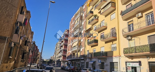 Foto Appartamento in Via Giulio Petroni  14/E, Bari Carrassi di 108 m²