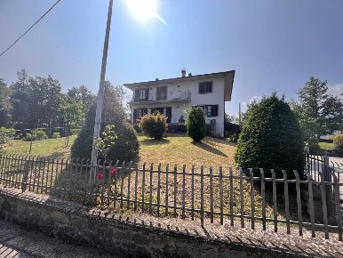 Foto Appartamento in Via Santa Lucia  41, Verghereto di 166 m² in vendita