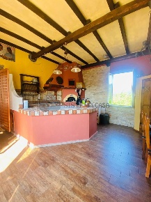 Foto Appartamento in Via Stazione 25, Follo di 115 m² con 5 locali