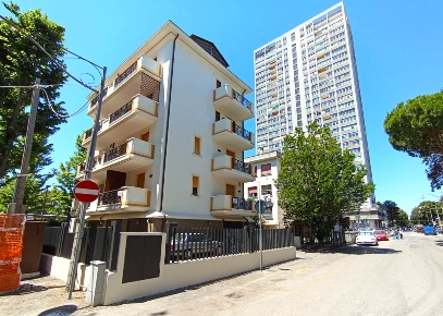 Foto Appartamento a Rimini Marina Centro di 64 m² con 3 locali in vendita