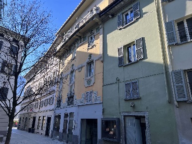 Foto Appartamento in Via Dante, Sondrio Centro di 76 m² con 2 locali
