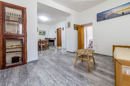 Foto Appartamento in p.zza Cavour 7, Thiesi di 234 m² con 8 locali