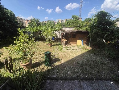 Foto Appartamento in Via Ancillotto, Firenze Novoli di 120 m² con 5 locali