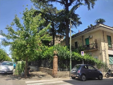 Foto Appartamento a Cava de' Tirreni Centro di 260 m² con 7 locali