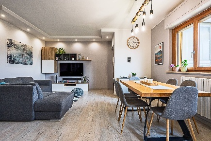 Foto Appartamento in Via Parucco, Pianezza Centro di 97 m² con 4 locali