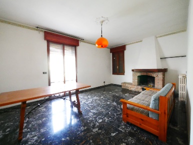 Foto Appartamento in via 24 maggio, Serramazzoni di 95 m² con 5 locali
