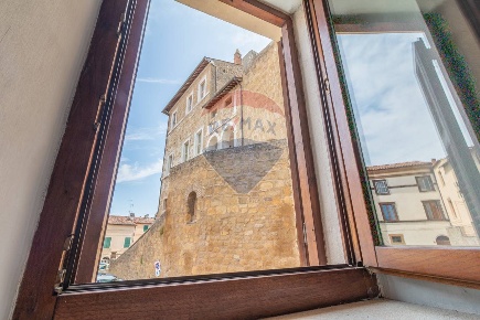 Foto Appartamento in Piazza Eraclio Stendardi, Ischia di Castro in vendita