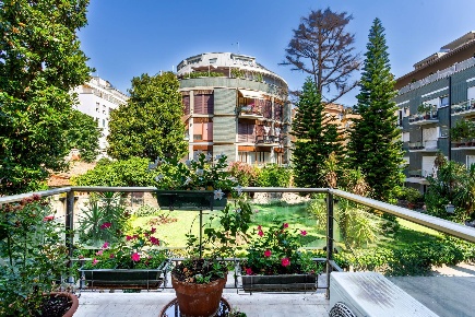 Foto Appartamento in Via Dei Monti Parioli, Roma Euclide di 230 m²