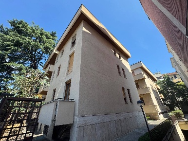 Foto Appartamento in Via Monferrato, Milano Washington di 148 m² in affitto