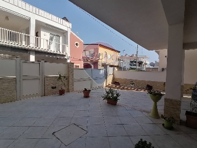 Foto Appartamento in via Mondello, Santa Croce Camerina in vendita