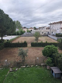 Foto Appartamento a Ponsacco di 212 m² con 6 locali in vendita