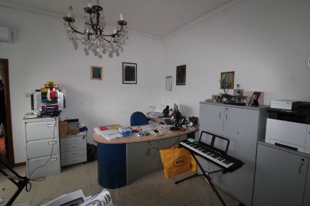 Foto Villa unifamiliare a Vicopisano Centro di 260 m² con 8 locali