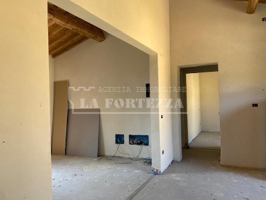 Foto Appartamento a Pisa La Vettola di 80 m² con 4 locali in vendita