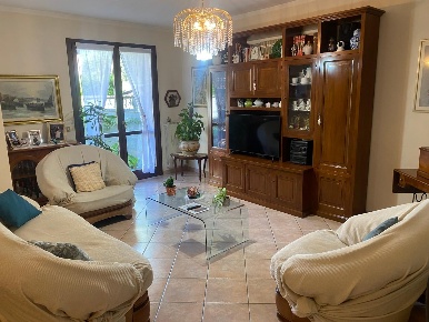 Foto Villa a schiera a San Giuliano Terme Pontasserchio, Pappiana di 210 m²