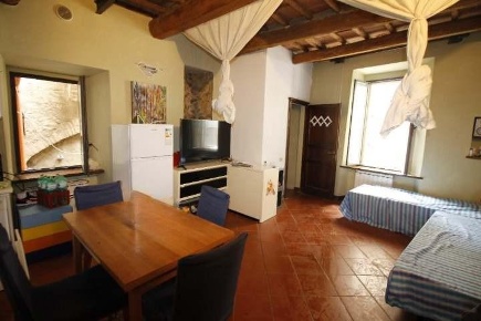 Foto Appartamento a Colle di Val d'Elsa Colle Bassa, Via Gramsci di 35 m²