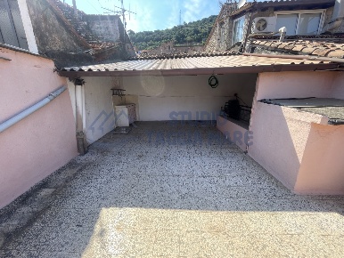 Foto Appartamento in piazza cavour, Taggia Centro di 100 m² con 4 locali