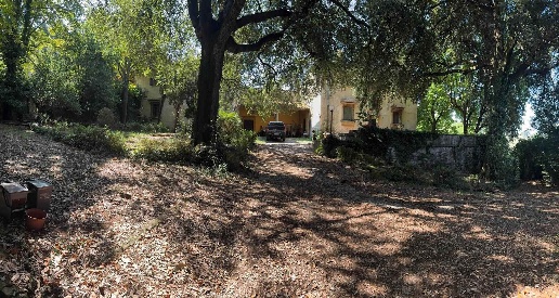 Foto Villa unifamiliare a Fiesole Caldine di 980 m² con 17 locali