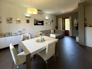 Foto Appartamento a Pistoia Giardino Zoologico di 85 m² con 4 locali