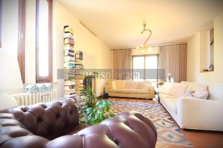 Foto Villa unifamiliare in Strada Del Brozzo 456, Perugia Montebello