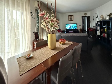 Foto Appartamento in VIA STAZIONE, Crema Semicentro di 100 m² con 3 locali