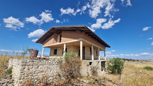 Foto Villa unifamiliare a Altamura di 130 m² con 5 locali in vendita