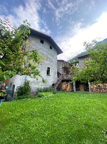 Foto Appartamento in via villa  28, Sonico di 60 m² con 6 locali in vendita