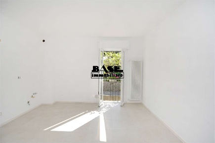 Foto Villa unifamiliare in Via Donizetti, Casnate con Bernate Centro