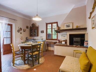 Foto Appartamento a Fauglia Centro di 250 m² con 9 locali in vendita