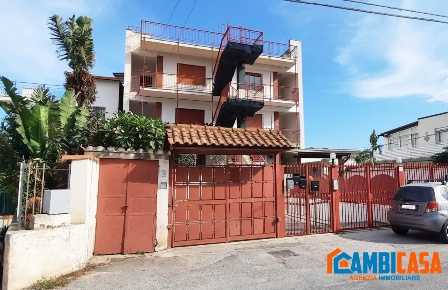 Foto Appartamento a Palermo Partanna di 128 m² con 4 locali in vendita