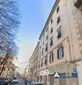 Foto Appartamento in Via Maggi, Livorno Cisternone di 106 m² con 5 locali