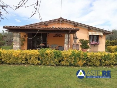 Foto Appartamento in Via Cassia Cimina 3098 01036 Manetti VT Italia, Nepi