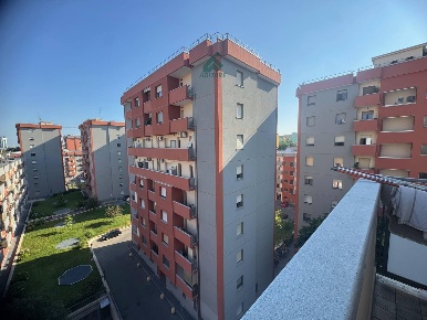 Foto Appartamento in VIA nicolajevca 2, Milano Bisceglie di 110 m²
