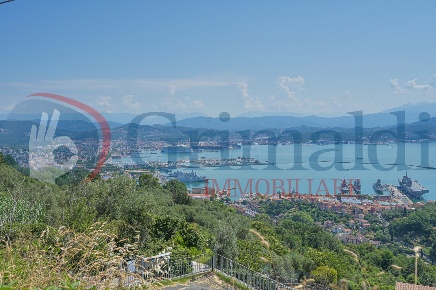 Foto Appartamento a La Spezia Coregna - Litoranea di 113 m² con 4 locali