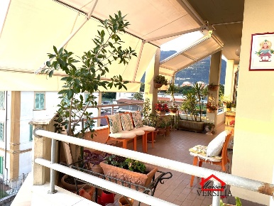 Foto Attico in Via Marina Vecchia, Massa Centro di 115 m² con 4 locali