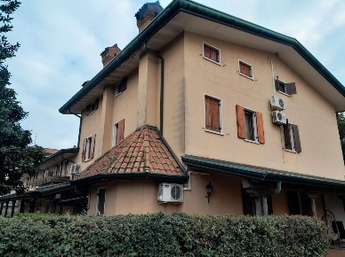 Foto Villa a schiera in Via Triestina, Venezia Aeroporto - Ca' Noghera