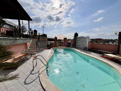 Foto Attico in Via Francesco Ferrucci, Latina Centro di 190 m² con 9 locali