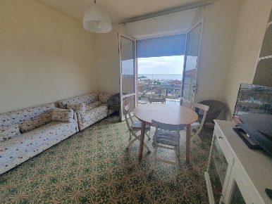 Foto Attici a Camaiore Lido di Camaiore di 75 m² con 5 locali in vendita